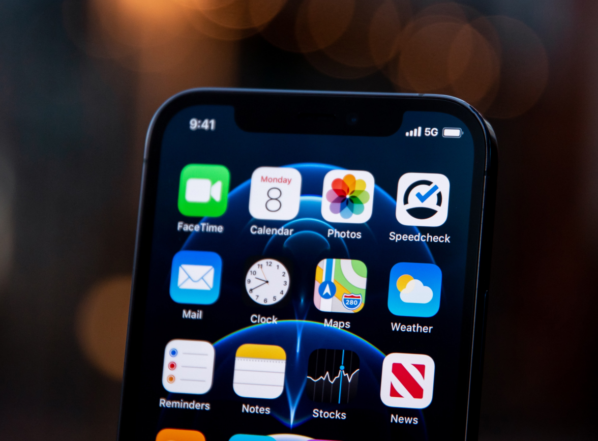 宝山苹果手机维修分享为什么 iPhone 12 在冬季会自动关机 