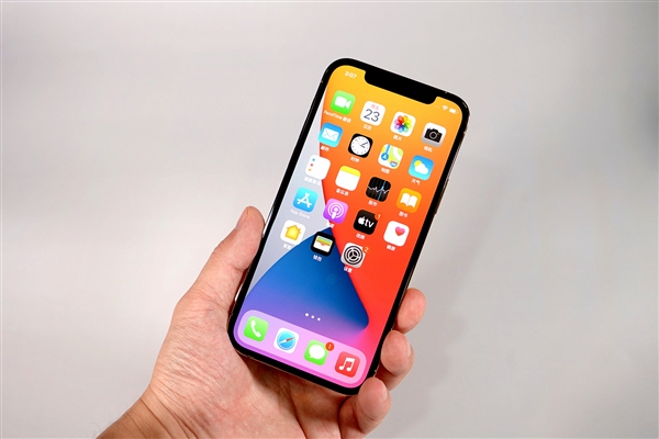 宝山苹果手机维修分享iOS 14.2修订版已到，专属iPhone 12系列 